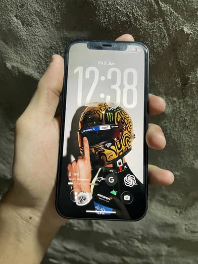 Apple iPhone 12