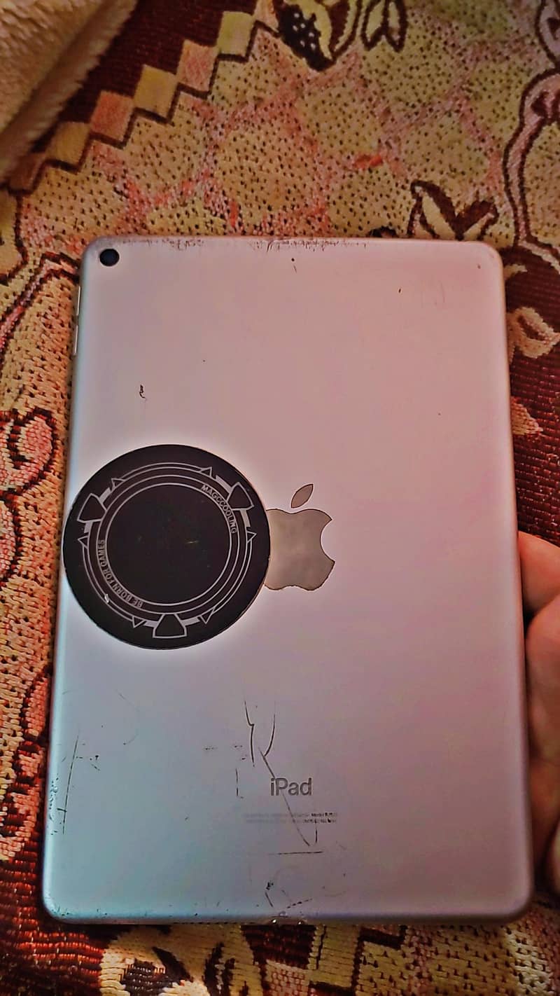 iPad mini 5 with box 2