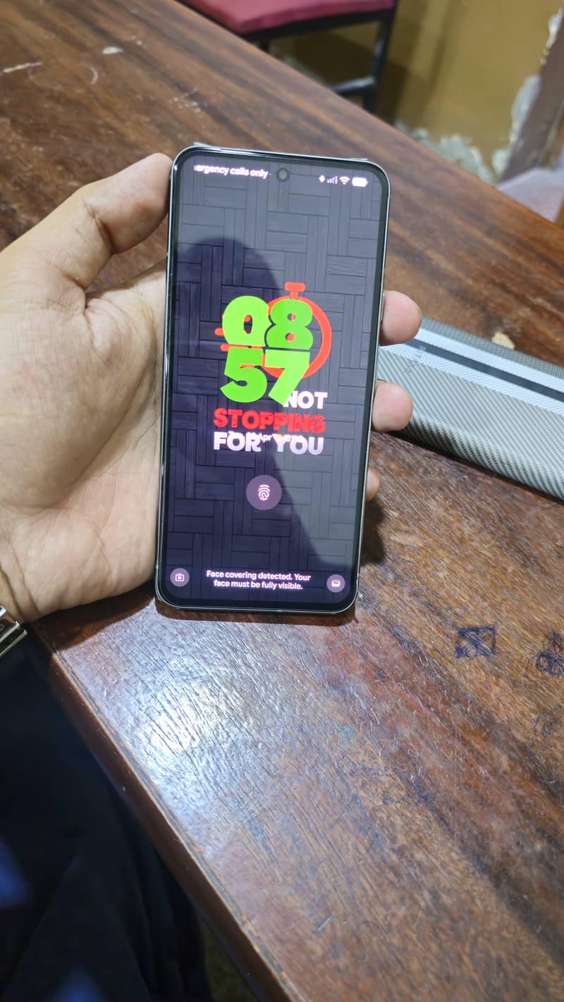 Google Pixel 8 3