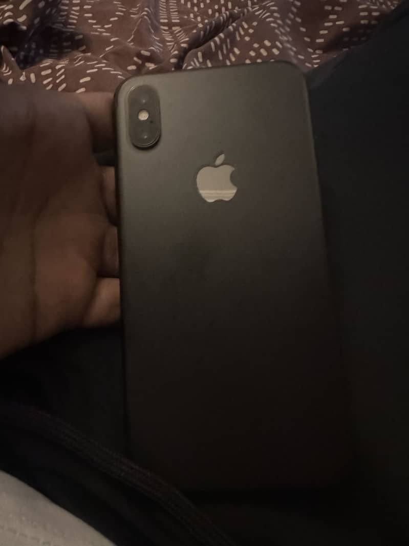 Apple iPhone X 1
