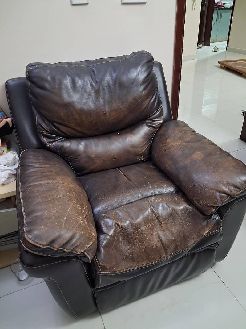 SOFA. 1