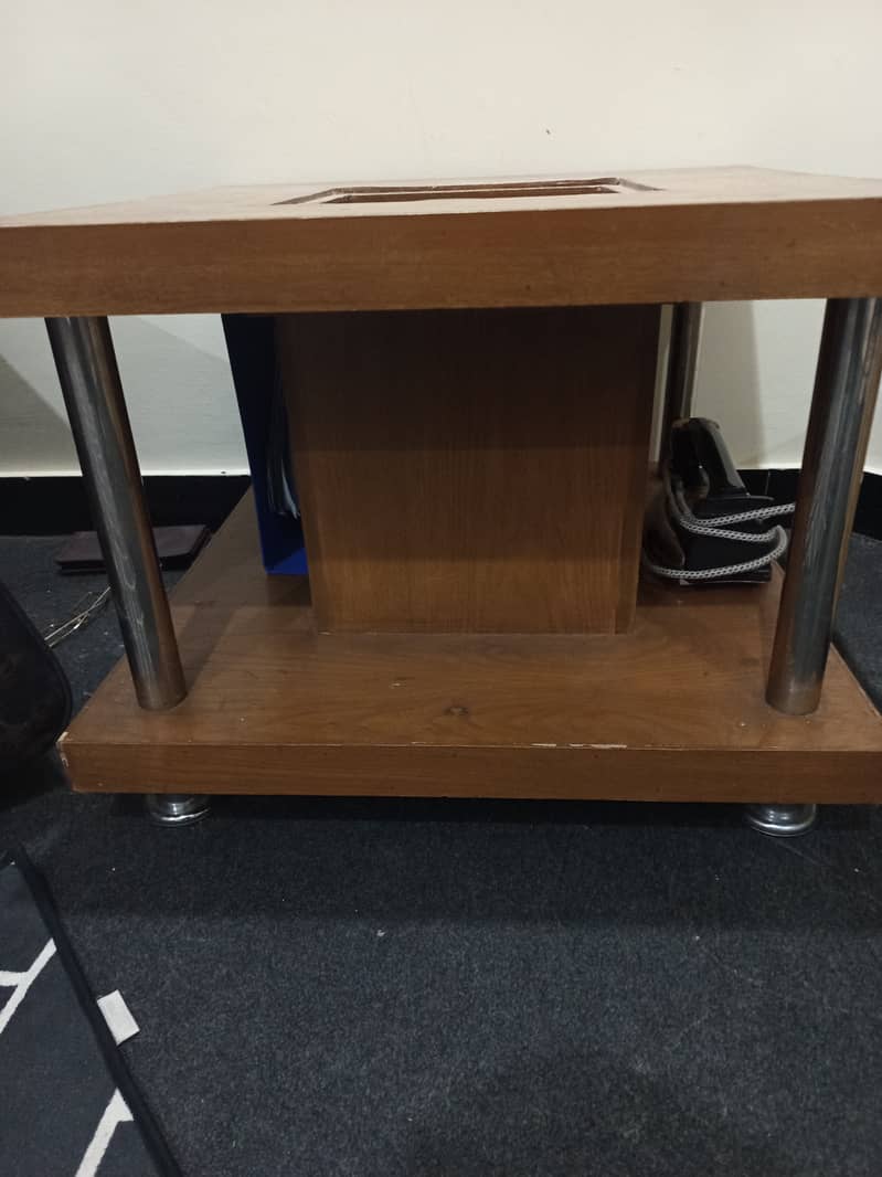 Center table 1