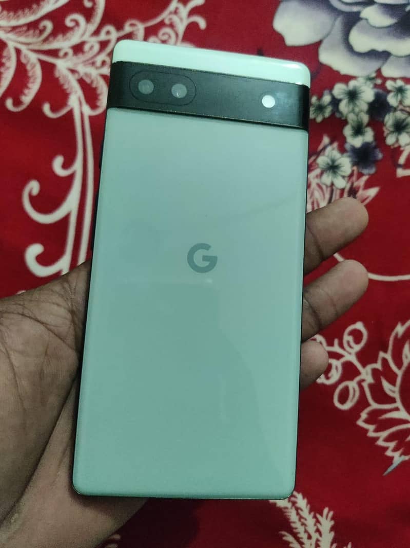 Google Pixel 6a 1