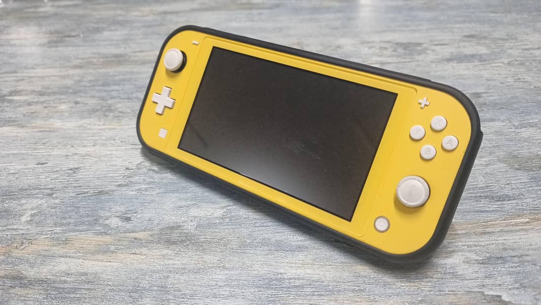 Nintendo Switch lite 0