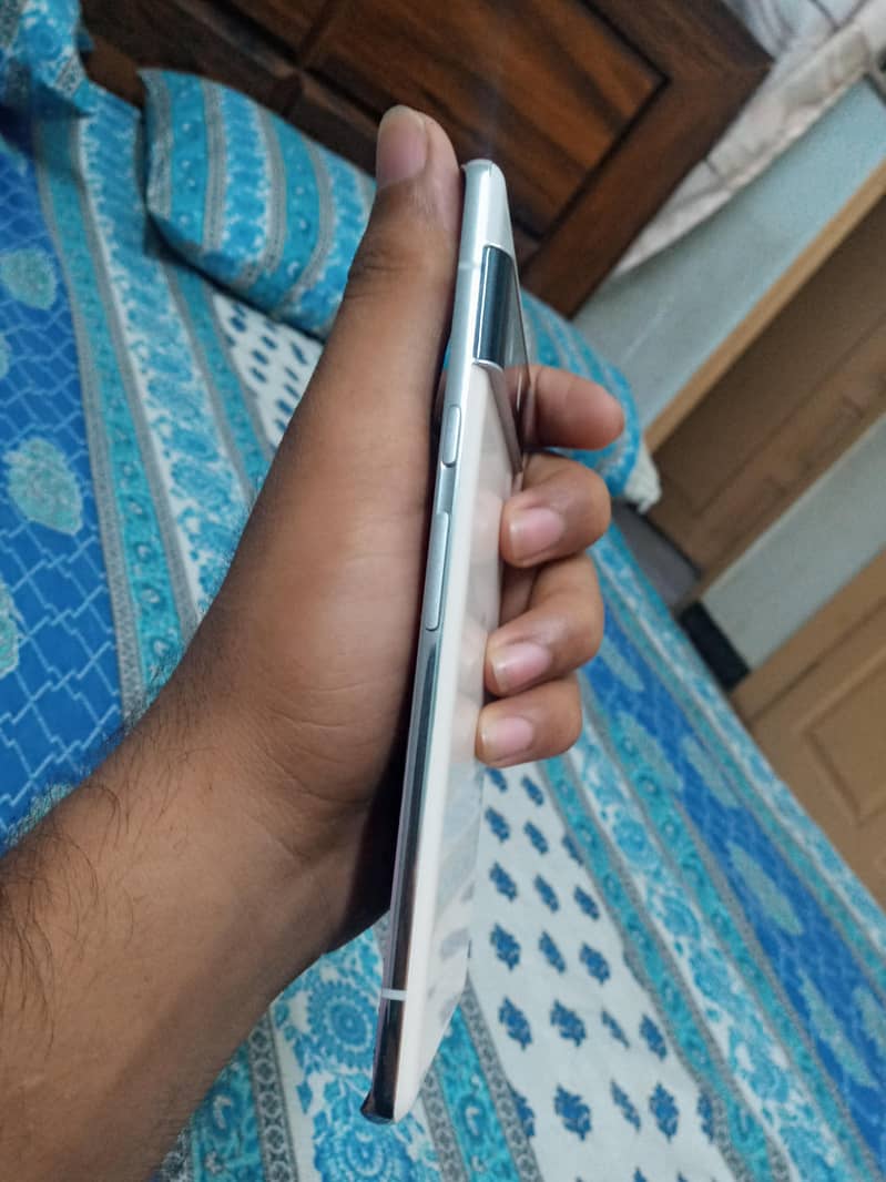 Google Pixel 6 Pro 2