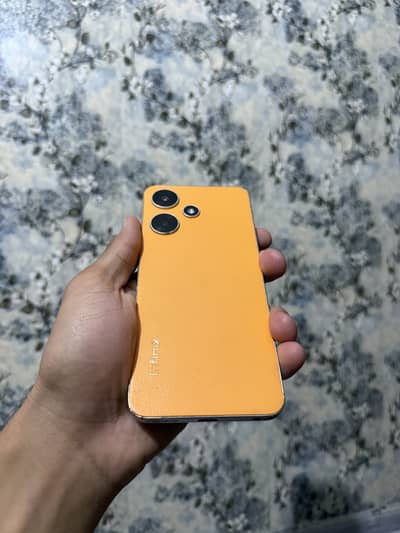 Infinix hot 30i 8/128gb PTA Approved with box