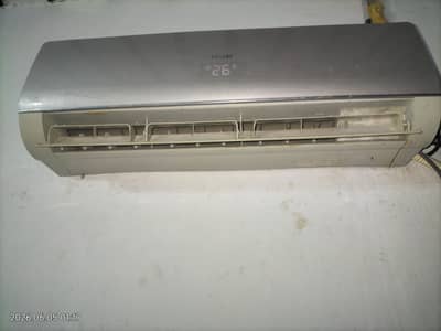 Good Condition AC 1 Ton Haier