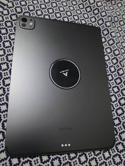 IPAD PRO M4 CHIP 11 INCH 256GB SPACE BLACK COLOR 10/10 CONDITION