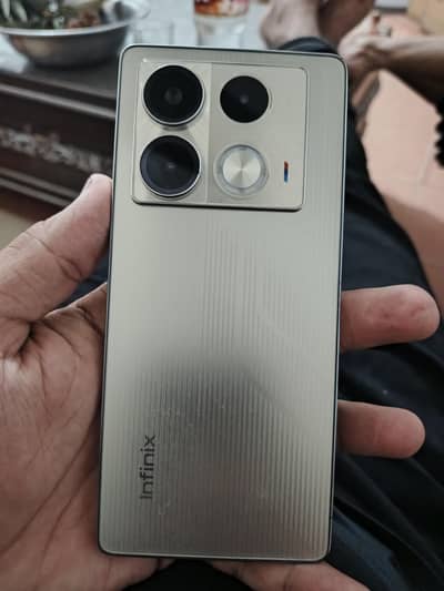 Infinix Note 40
