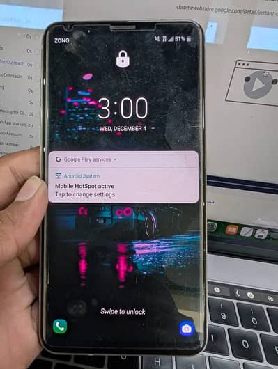LG V30