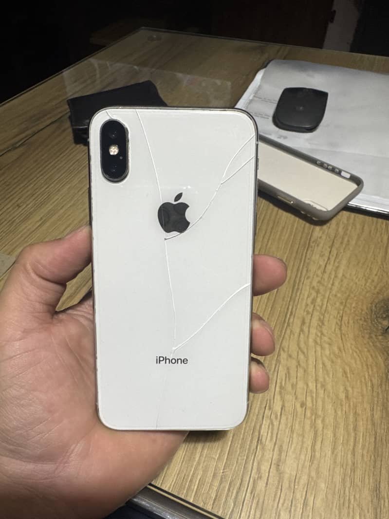 Apple iPhone X 3