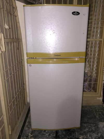Dawlance medium size fridge no single fault every thing is okay,