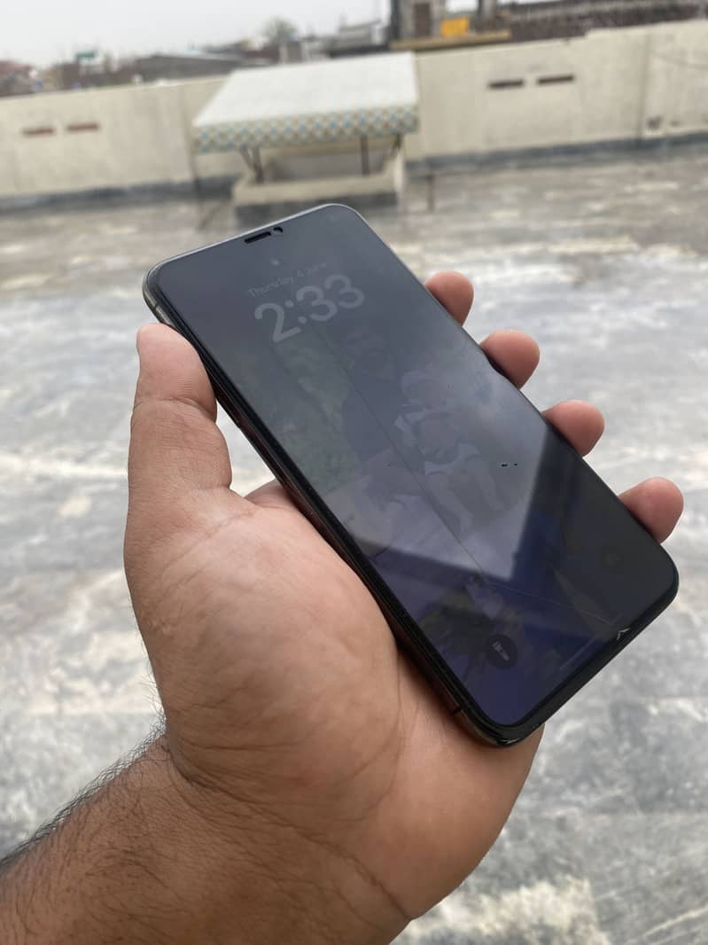 Iphone 11 pro max 3
