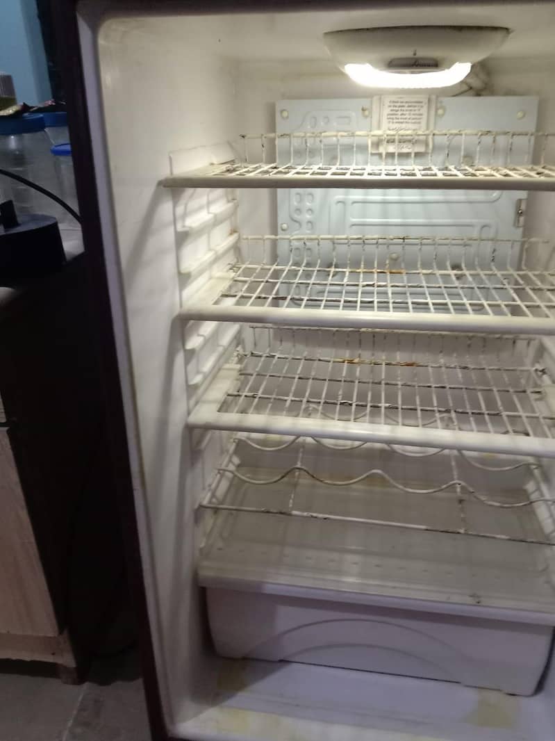 waves Refrigerator 3
