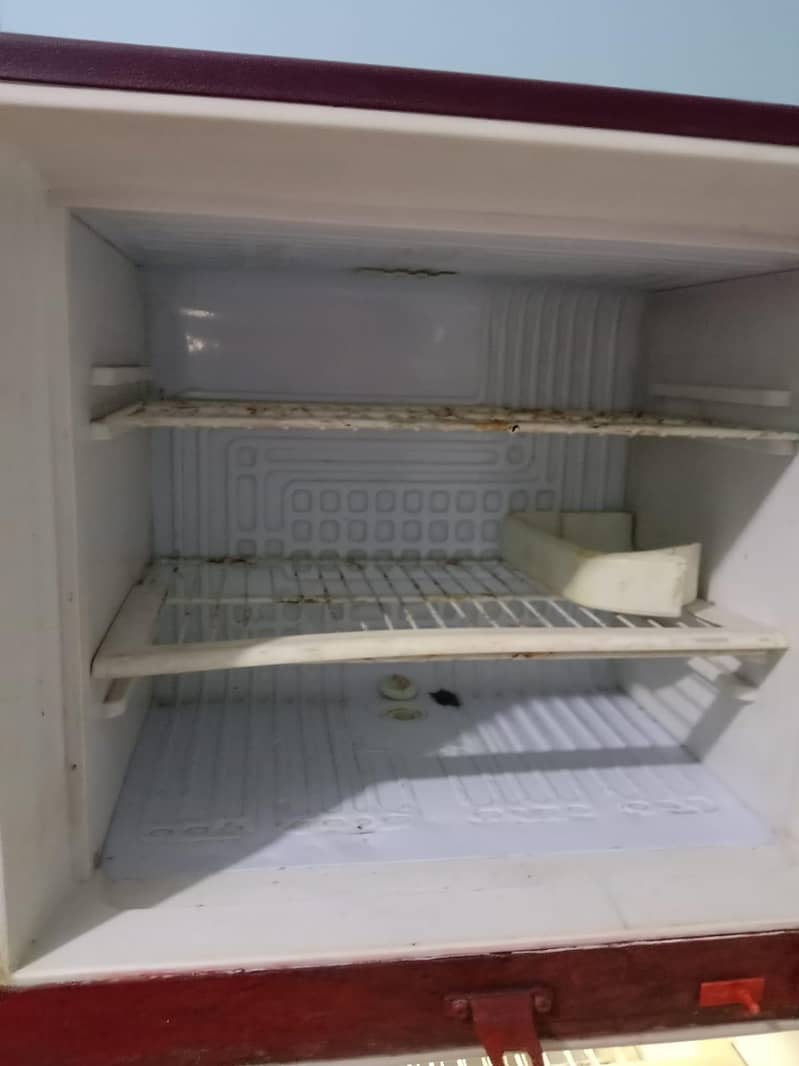 waves Refrigerator 8