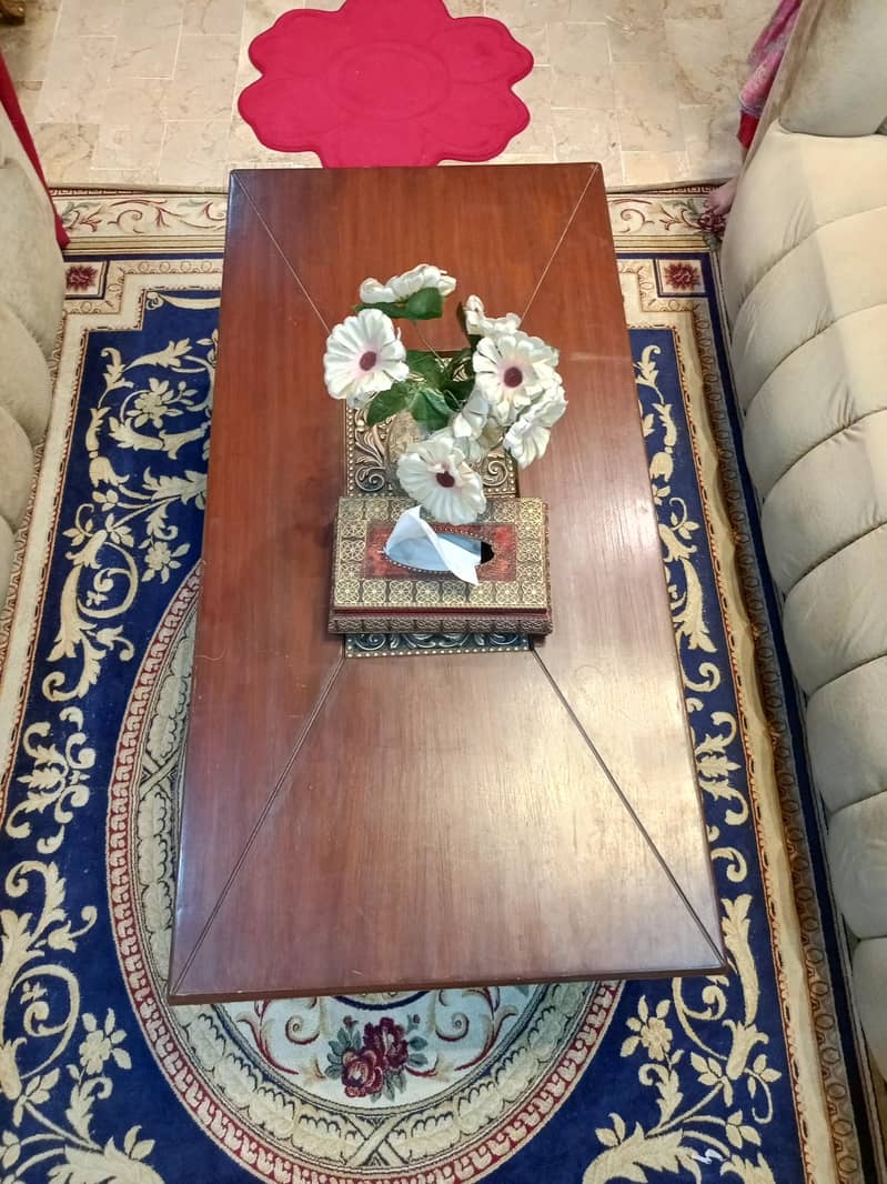 center table 0
