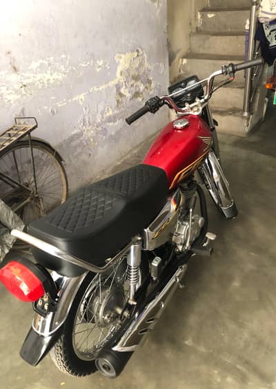 Honda 125 Jenmna