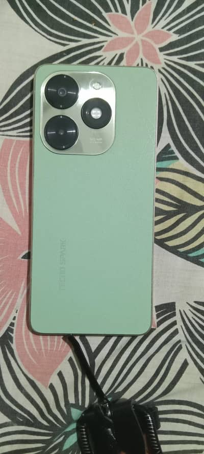 Tecno spark 20C for sale jis Bhai ny Lena ha rabta kry 03030262029