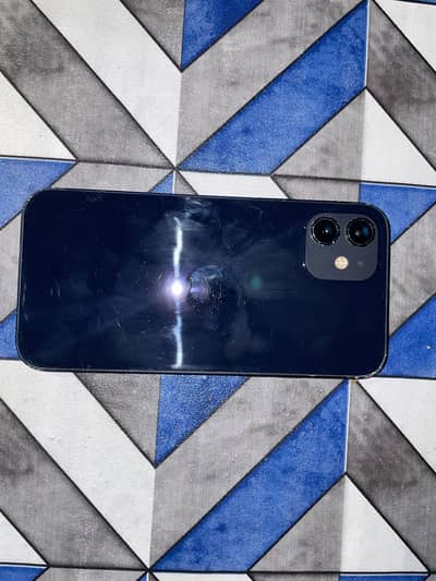 Apple iPhone 12