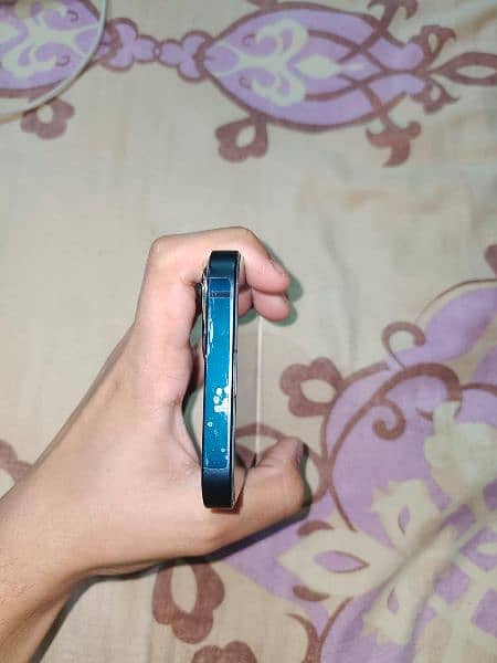 iphone 13 4