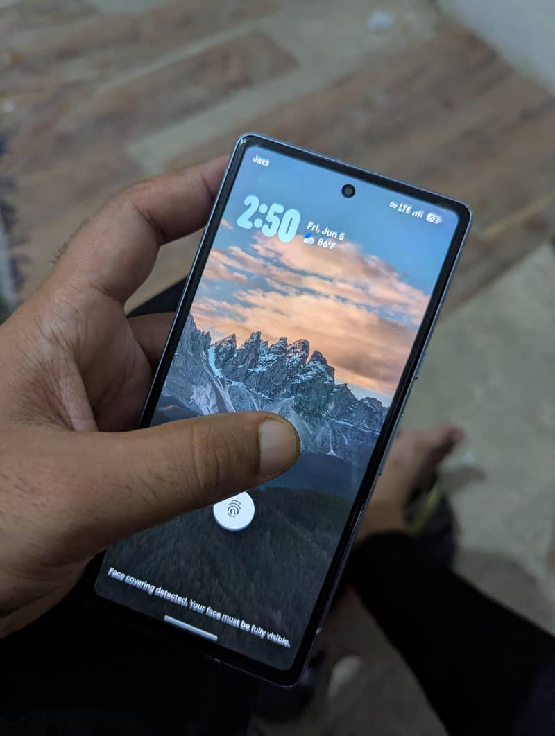 Google Pixel 7a 1