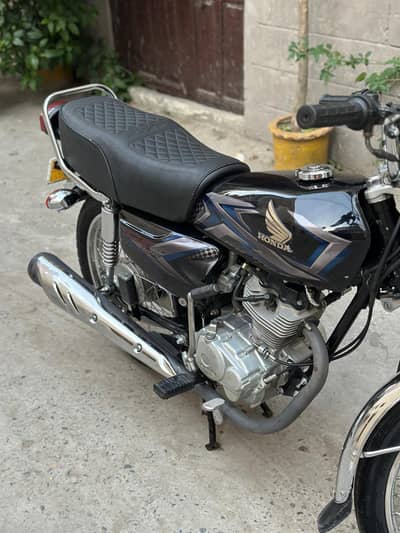 Honda CG 125 Excellent Bike| Year 2025 | 1st Owner Name