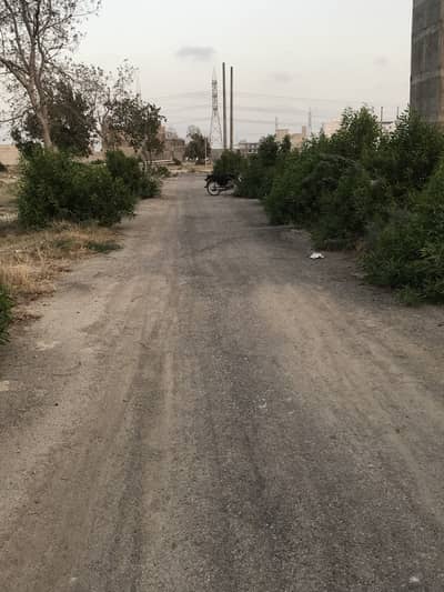 Sachal sarmast 120 yards plot for sale