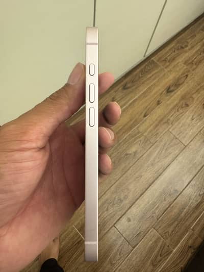 Apple iPhone 17e