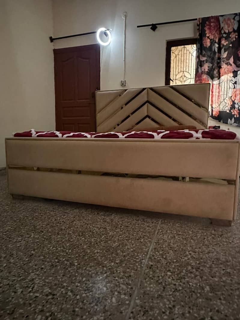 Bedroom 0