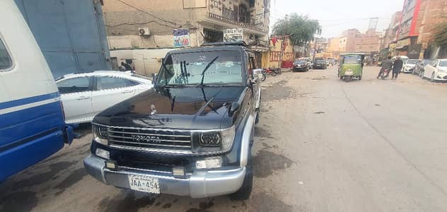 Toyota Land Cruiser
