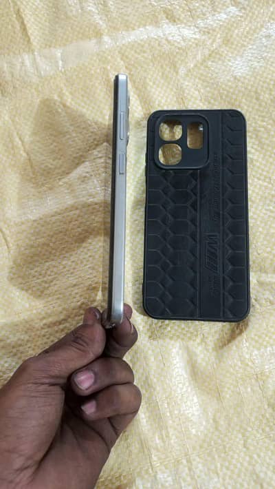 Infinix Hot 50i