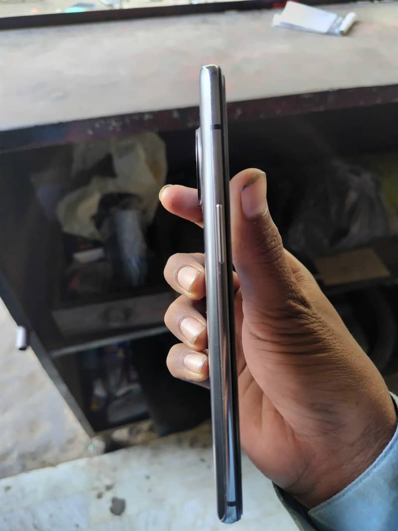 One Plus 7T 3