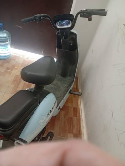RAMZA Z3 ELICTRIC SCOOTY