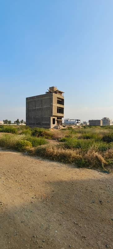 120 SQ YARD WEST OPEN NEXT TO CORNER PLOT FOR SALE IN PIR AHMED ZAMAN TOWN BLOCK 4
