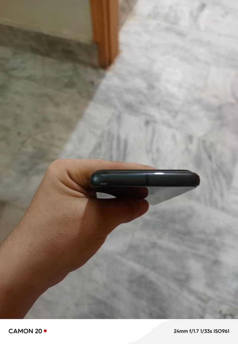 Google Pixel 8 3