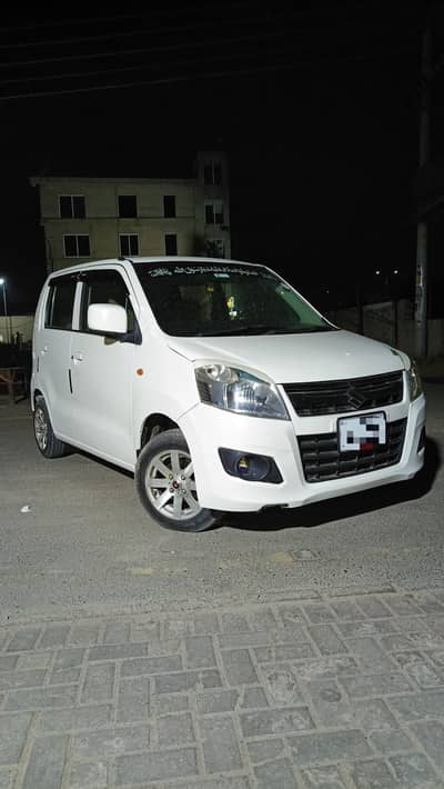 Suzuki Wagonr VXR 2015 model my name original document good condition