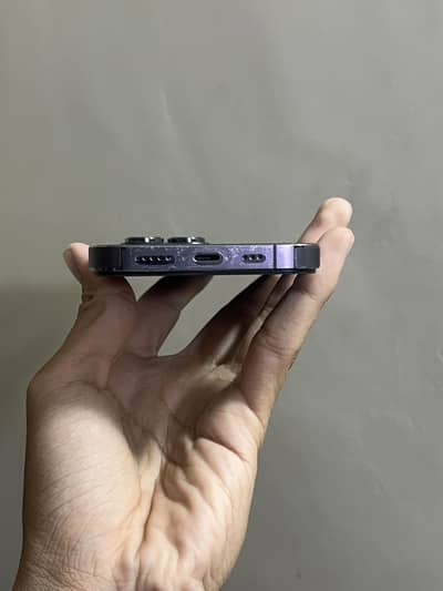 Apple iPhone 14 Pro factory