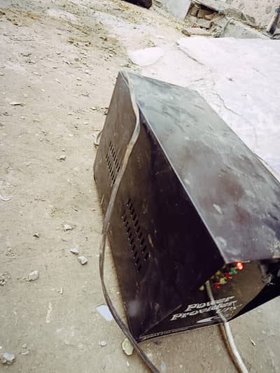 UPS 1000 WATT