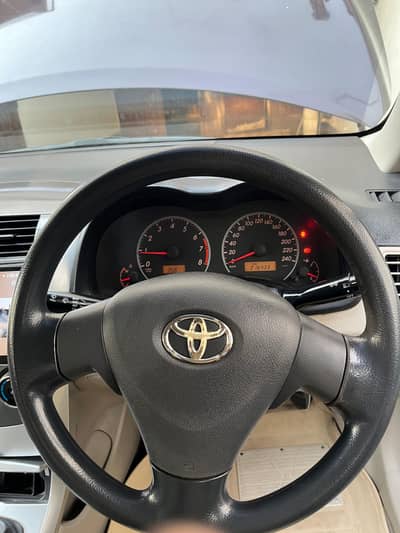 Toyota Corolla GLI 2012