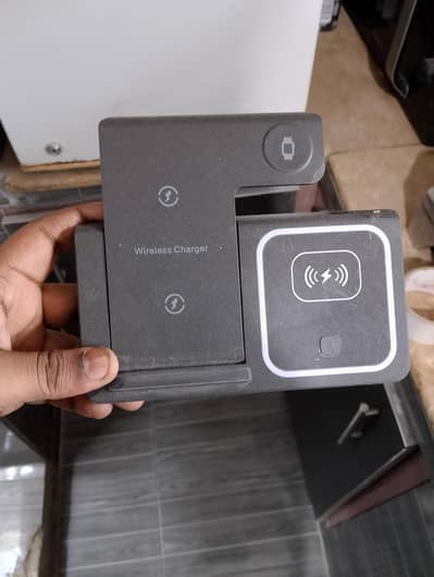3 In 1 Wireless Charger