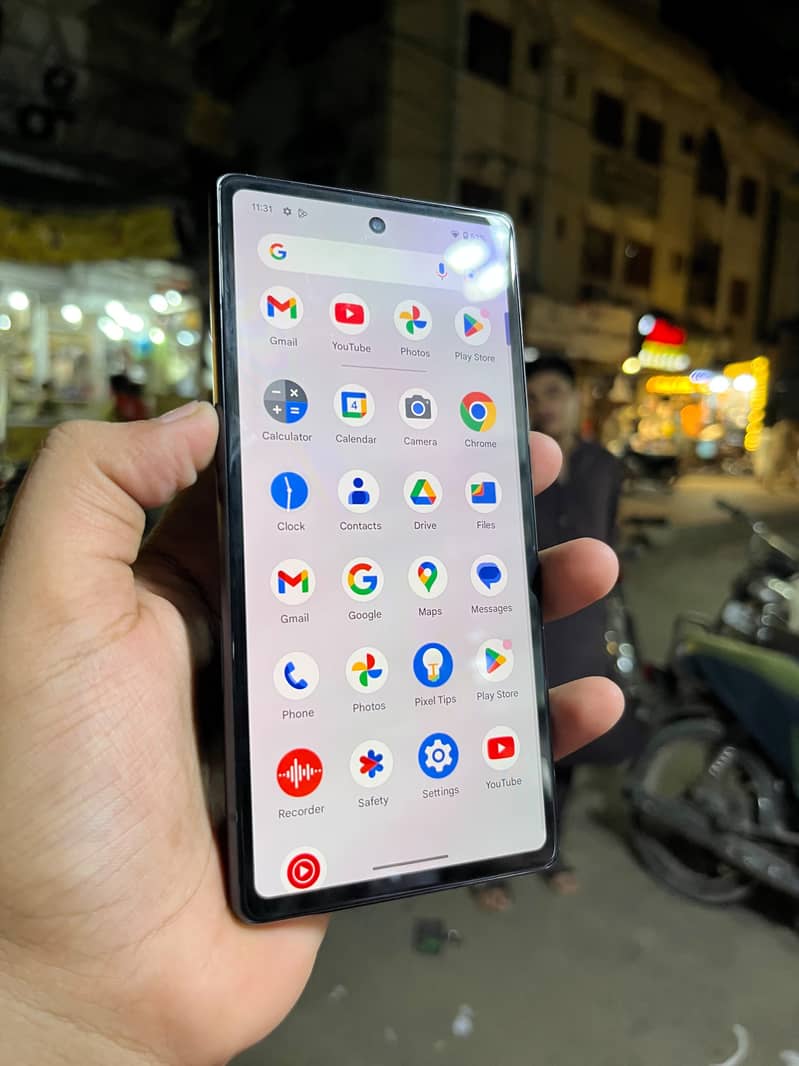 Google Pixel 7a 2