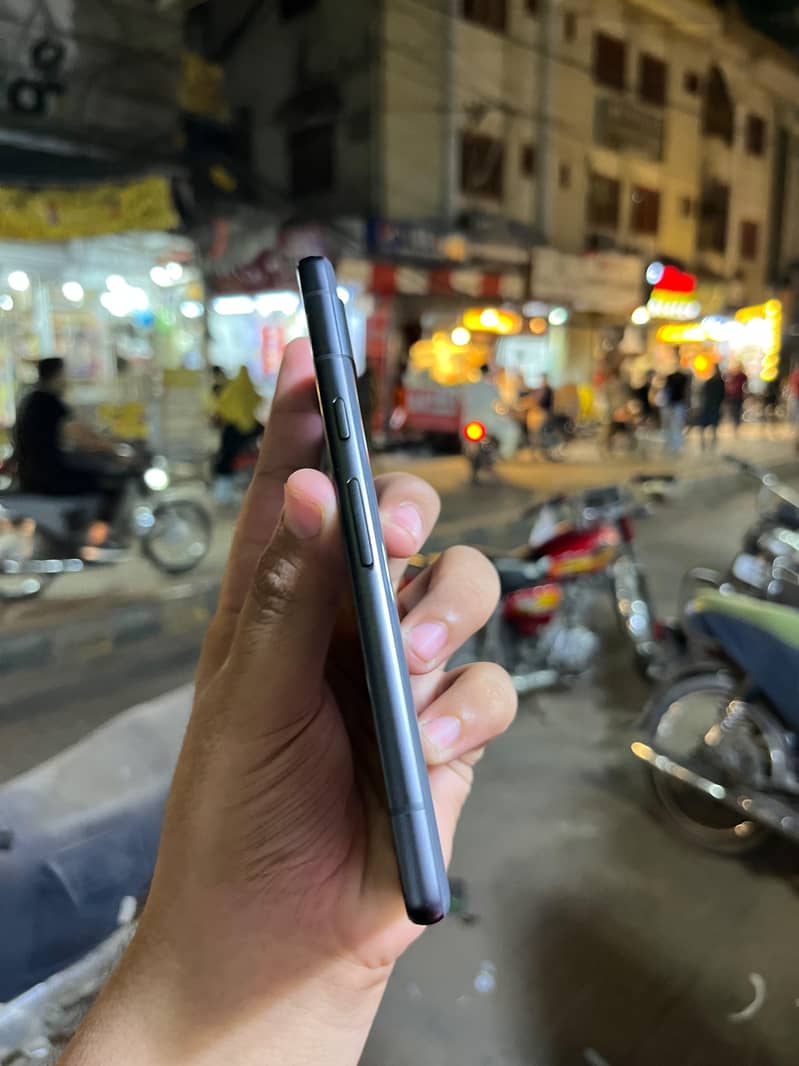 Google Pixel 7a 3