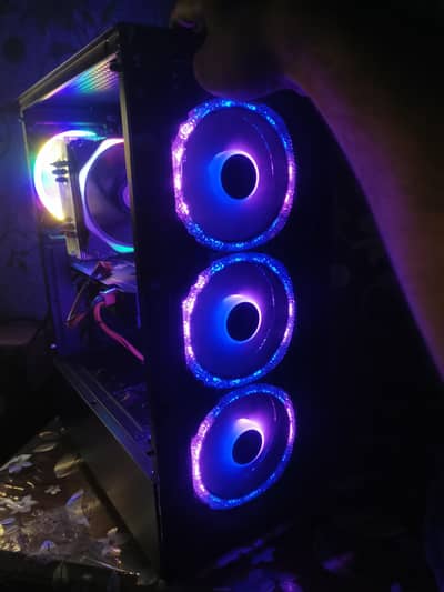 Ryzen 5 3600 Msi B350 Pro Vd plus 16gb Ram ddr4 GTX 1660 Msi Gaming Pc