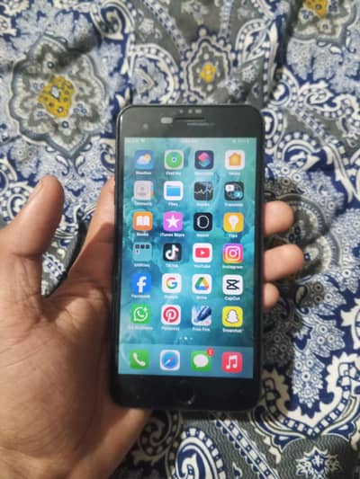 Apple iPhone 7 Plus