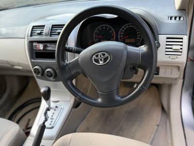 Toyota Corolla GLI 2012