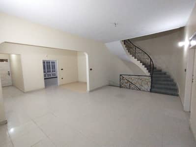 Silent Commercial Portion Available For Rent  Gulshan-E-Iqbal Block 2