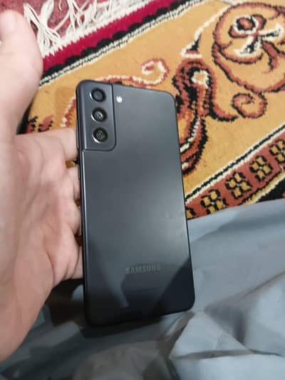 Samsung Mobile S21 snap dragon 7 gen processor laga 30x zoom bi ha