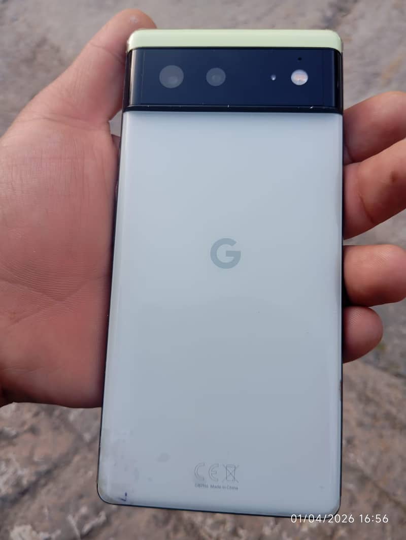 Google Pixel 6 4