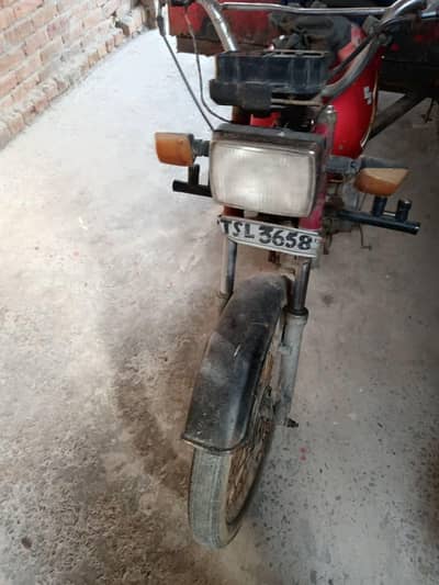 Suzuki 2013 model Faisalabad coconut 03261213280