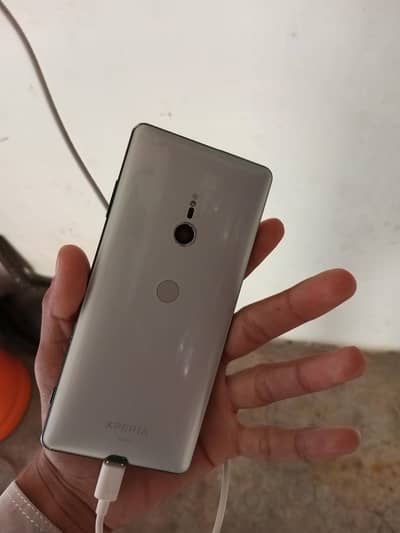 Sony XZ3
